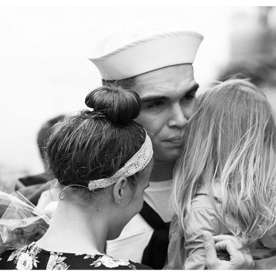 A Sweet Military Homecoming | Virginia Beach Family Photographer